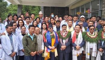 सोलुखुम्बुमा प्रचण्डको प्रतिक्रिया-मैले यस्तै विकासको कुरा गरेको हो !