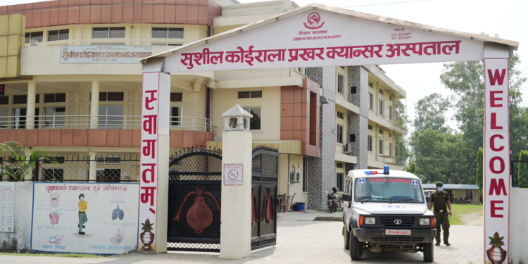 अस्पताल ढिला आउने चिकित्सकलाई प्रवेशमा रोक