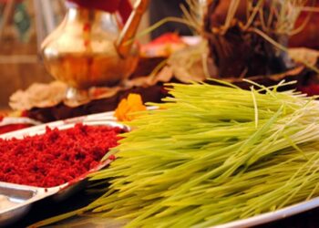दशैँकाे टीका साइत बिहान ११ बजेर ५१ मिनेटमा