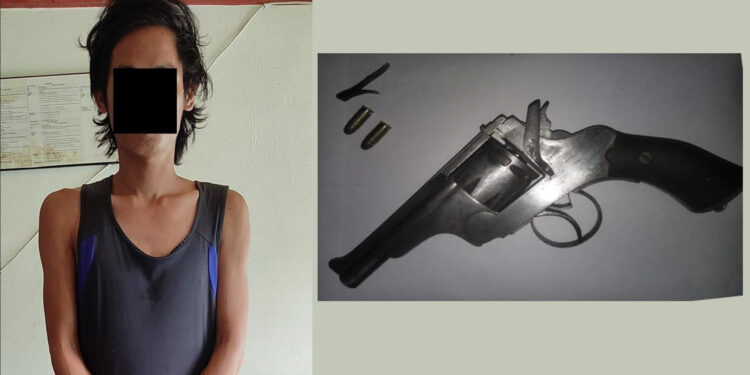 पेस्तोलसहित एक पक्राउ