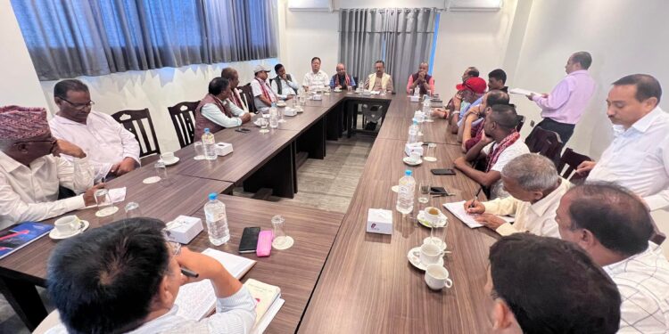 रुपन्देहीमा सत्ता गठबन्धनको बैठक निसर्त रुपमा गठबन्धनका उम्मेदवार जिताउने प्रतिबद्धता