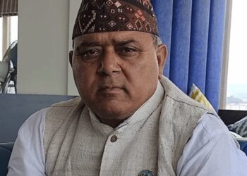 प्रदेशसभा सदस्यबाट राजीनामा दिएका पाण्डे फेरि एमालेमा फर्किए