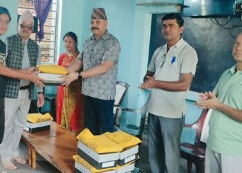 बालगृहका असहय बालबालिकालाई सहयोग