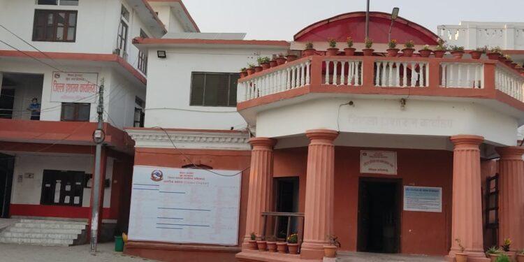 प्रशासनद्वारा विस्फोटक पदार्थको ओसार पसारमा रोक