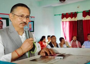 विकल्पविना सुकुम्बासीका घर टहरा भत्किँदैनन् : गृहमन्त्री खाण