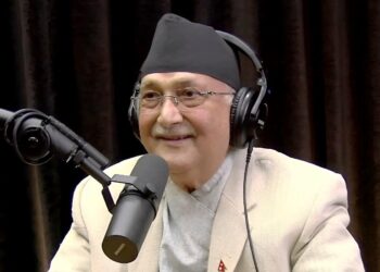 पूर्वप्रधानमन्त्री ओली ५ हजार मिटरमाथि उडिरहेको हेलिकोप्टरबाट खसेपछि….