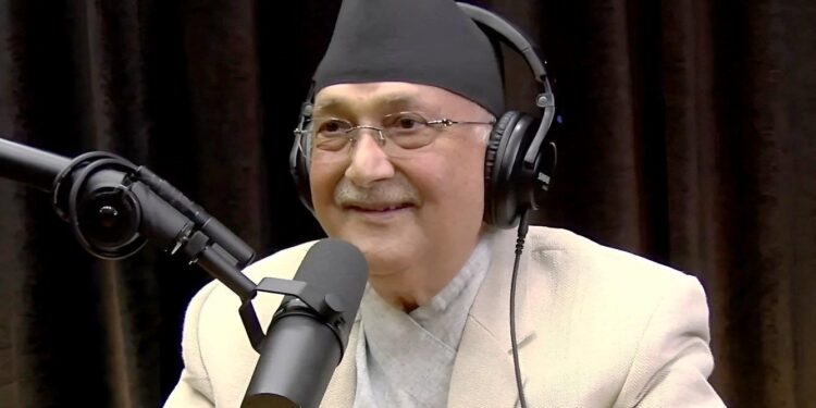 पूर्वप्रधानमन्त्री ओली ५ हजार मिटरमाथि उडिरहेको हेलिकोप्टरबाट खसेपछि….