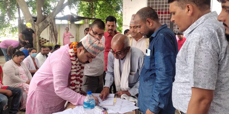 सत्ता गठबन्धनको तर्फबाट कपिलबस्तु तिनमा शाहको उम्मेदवारी दर्ता