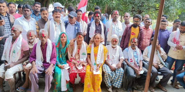 एमाले वडा सदस्य उम्मेदवार सहीत सयौ कार्यकर्ता कांग्रेसमा प्रबेश