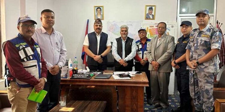 संबैधानिक आयोगको टोली चुनावको अनुगमन गर्न कपिलबस्तुमा