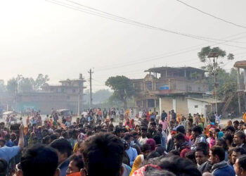 प्रहरीद्वारा ६ राउन्ड हवाई फायर, नेहा र निहारिका पक्राउ