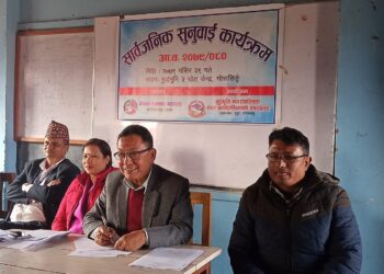 बुद्धभूमिले सडक अतिक्रमण हटाउँदै