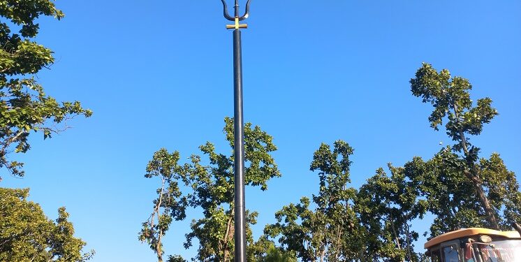 अर्घाखाँचीमा ४७ फिट अग्लो त्रिशूल स्थापना