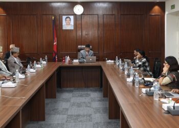सार्वजनिक बिदामा सरकारी कार्यालय खाेल्ने सरकारको निर्णय