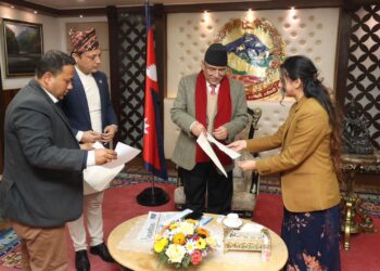प्रधानमन्त्री समक्ष रास्वपाका मन्त्रीको राजीनामा