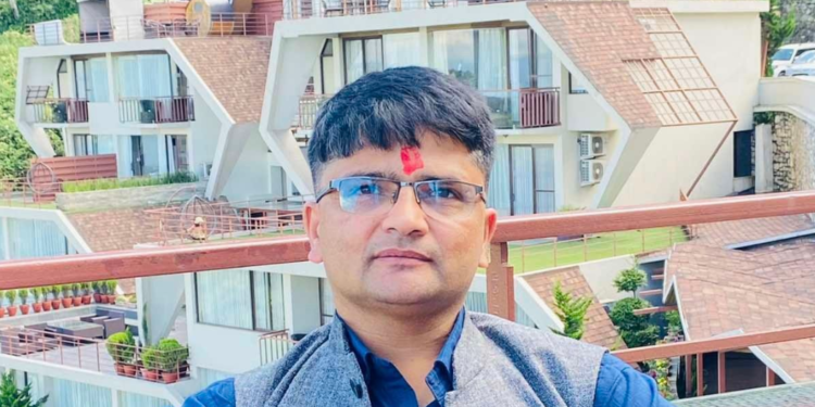 नेकपा (एकीकृत समाजवादी)का जिल्ला अध्यक्षमा नवराज पौडेल