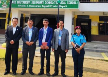 मन्त्री श्रेष्ठद्वारा एसइई परीक्षाको अनुगमन