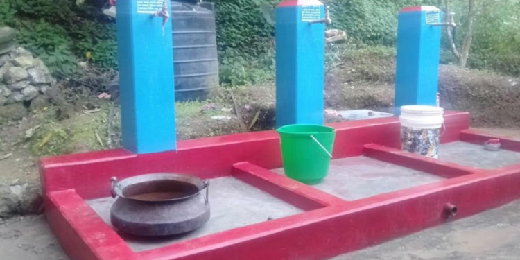 स्याङ्जामा खानेपानीको पहुँच ९० प्रतिशत, इन्धनमा दाउराकै भर