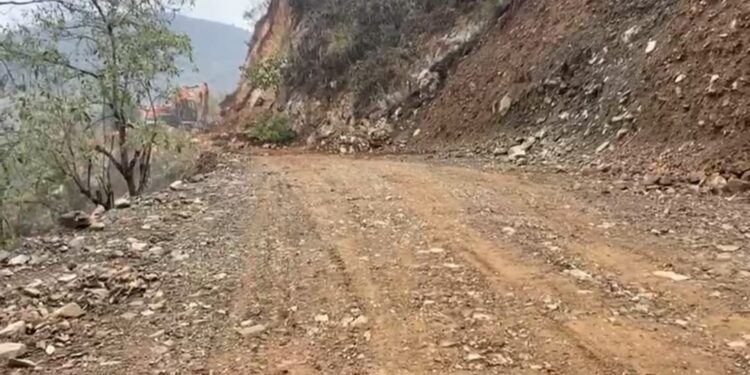 पहाडी लोकमार्ग स्तरोन्नती नहुँदा स्थानीय मर्कामा