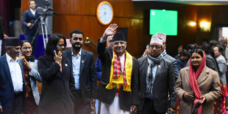 प्रधानमन्त्री प्रचण्डलाई विश्वासको मत