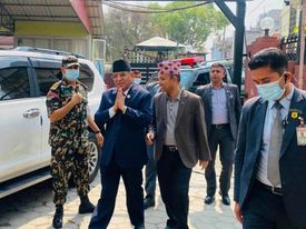 ओलीलाई भेट्न प्रचण्ड, देउवा र सभामुख घिमिरे बालकोटमा