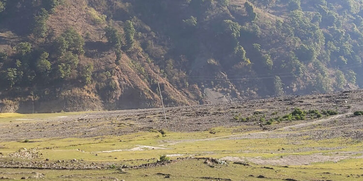 कुलो सफाइ नहुँदा खेत बाँझै