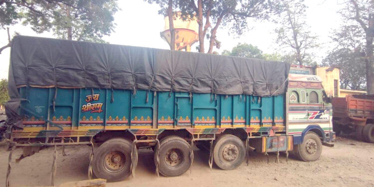 भन्सार छली ल्याइएको २१ टन चिनीसहित चालक पक्राउ