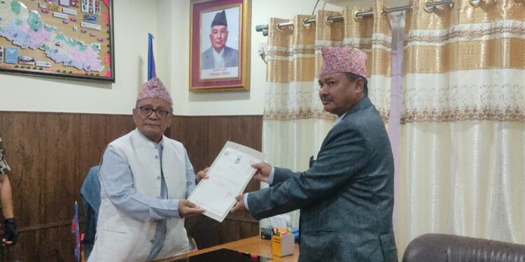 लुम्बिनी प्रदेशको मुख्यमन्त्रीमा डिल्लीबहादुर चौधरी नियुक्त