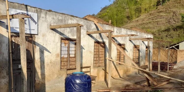 हावाहुरीबाट विद्यालयमा क्षति, पठनपाठन प्रभावित