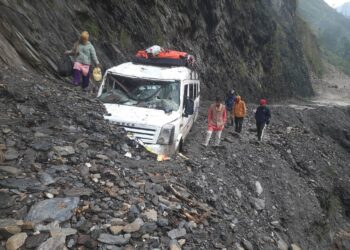 बेनी–जोमसोम सडक अवरुद्ध
