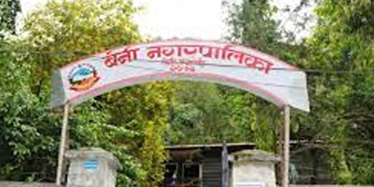 ग्रामीण सडकलाई पक्की बनाउँदै बेनी नगरपालिका