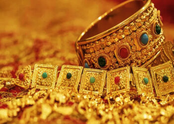 सुनको मूल्य तोलामा ११ सय रुपैयाँले घट्यो