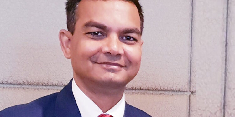सार्वजनिक प्रशासनलाई नागरिकले अनुभूति गर्ने गरी सुधार आवश्यक छ -सचिव पुष्कर