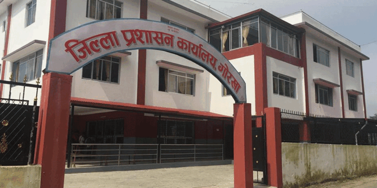 नागरिकतामा उमेर सच्याएर वृद्ध भत्ता लिने ९० वर्षीय वृद्धलाई १० हजार जरिवाना