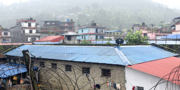 लमजुङ कारागारबाट २ जना कैदी बन्दी फरार