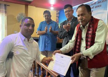 “स्थानीयतह सुतेको अवस्था छ, तपाइहरुले जगाउनुपर्ने बेला आएको छ” रबि ठाकुर