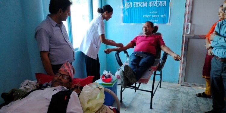 रास्वपाद्वारा स्थापना दिवसमा रक्तदान