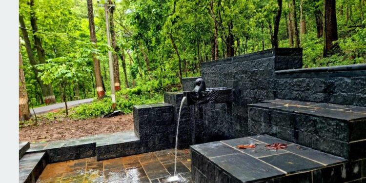देवघाटमा ढुङ्गेधारा निर्माण