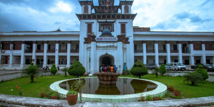 निर्वाचन आयोगद्वारा सुदूरपश्चिमका ७९ जनालाई जरिवाना