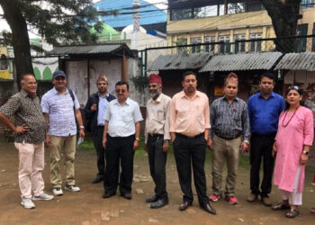 तलब नपाएको भन्दै पेन डाउन गरी त्रिचन्द्रका प्राध्यापकहरू आन्दोलनमा