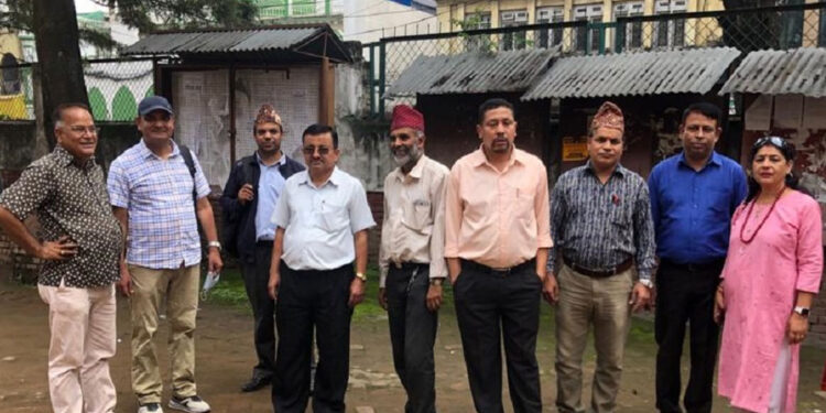 तलब नपाएको भन्दै पेन डाउन गरी त्रिचन्द्रका प्राध्यापकहरू आन्दोलनमा