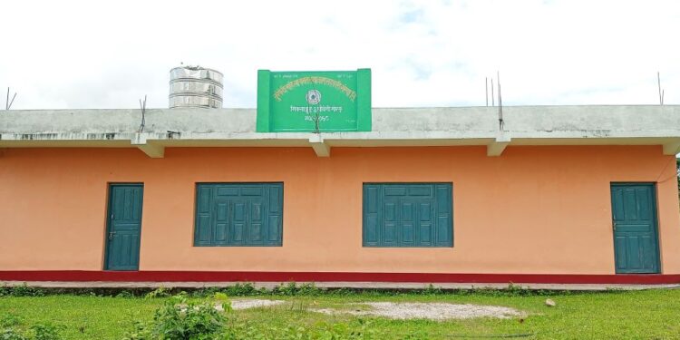 चुरेफेदी महिला बचत कार्यालयमा ११ दिनदेखि ताला