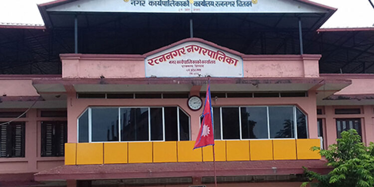 ‘गोठमा भेटेरिनरी खेतमा कृषि प्राविधिक’