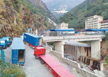 तातोपानी नाकाबाट लक्ष्यभन्दा न्यून राजस्व संकलन