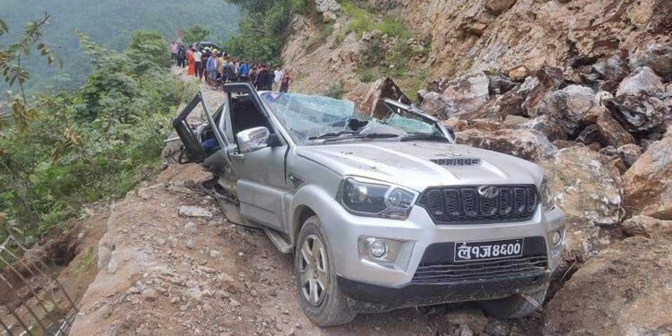 पाल्पामा जीप पहिरोले पुरिंदा तीन जनाको मृत्यु, पाँच जना घाइते