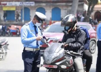 ट्राफिक प्रहरीले चालकसँग अवैध रकम असुली गरेको आरोप