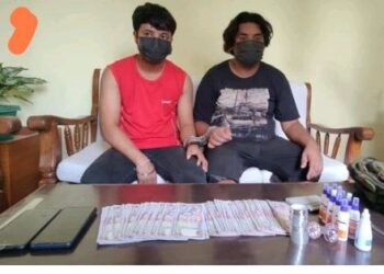 नक्कली नोट र नोट बनाउन प्रयोग हुने सामग्री सहित दुई पक्राउ
