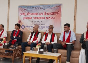 नेपालबाट भारतमा इन्धन भर्न जाने गाडी नियन्त्रण गर्न पेट्रोलियम व्यवसायीको माग