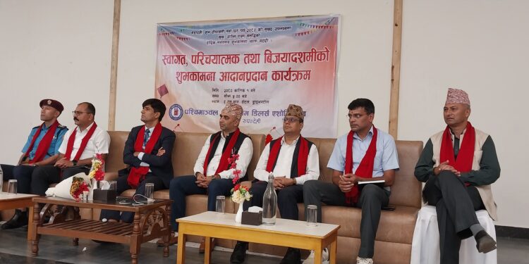 नेपालबाट भारतमा इन्धन भर्न जाने गाडी नियन्त्रण गर्न पेट्रोलियम व्यवसायीको माग