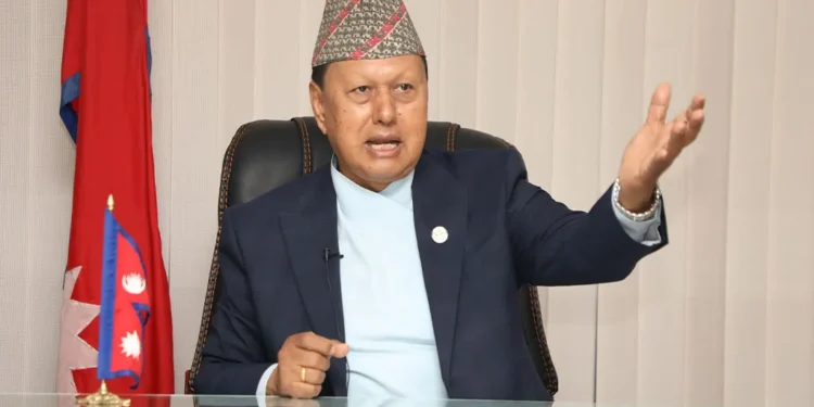 वीर अस्पतालमा तालाबन्दी गरे आफैँ आएर खोल्छु : मन्त्री बस्नेत